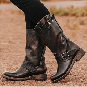 Freebird by Stephen Crosby boots size 6